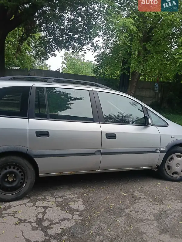 Opel Zafira 1999
