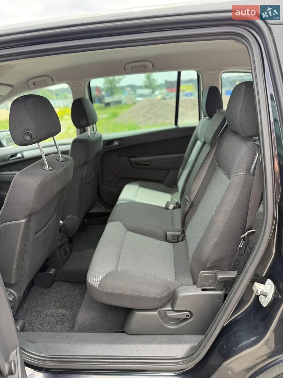 2011 Opel Zafira - мініатюра 22