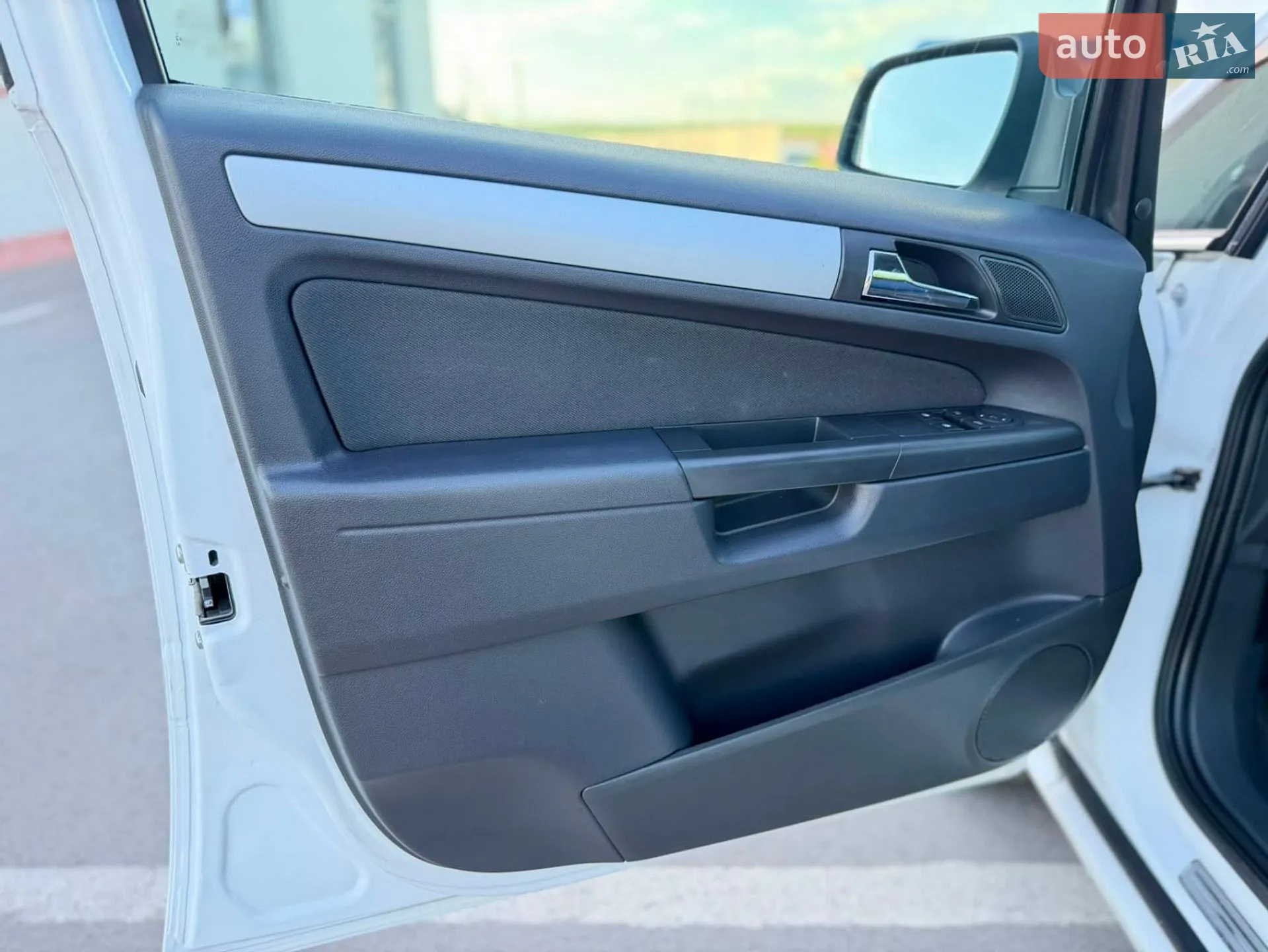 2011 Opel Zafira - мініатюра 31