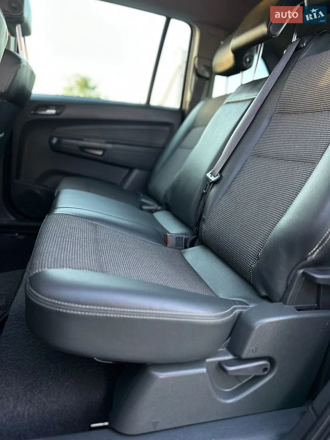 2011 Opel Zafira - мініатюра 28