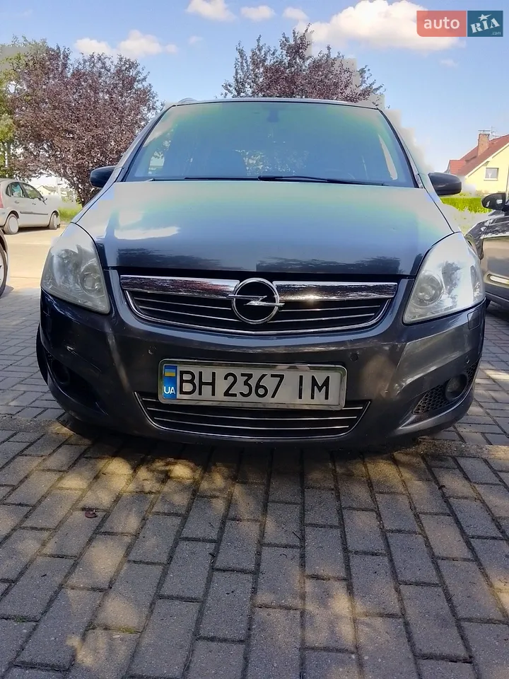 2010 Opel Zafira - мініатюра 18