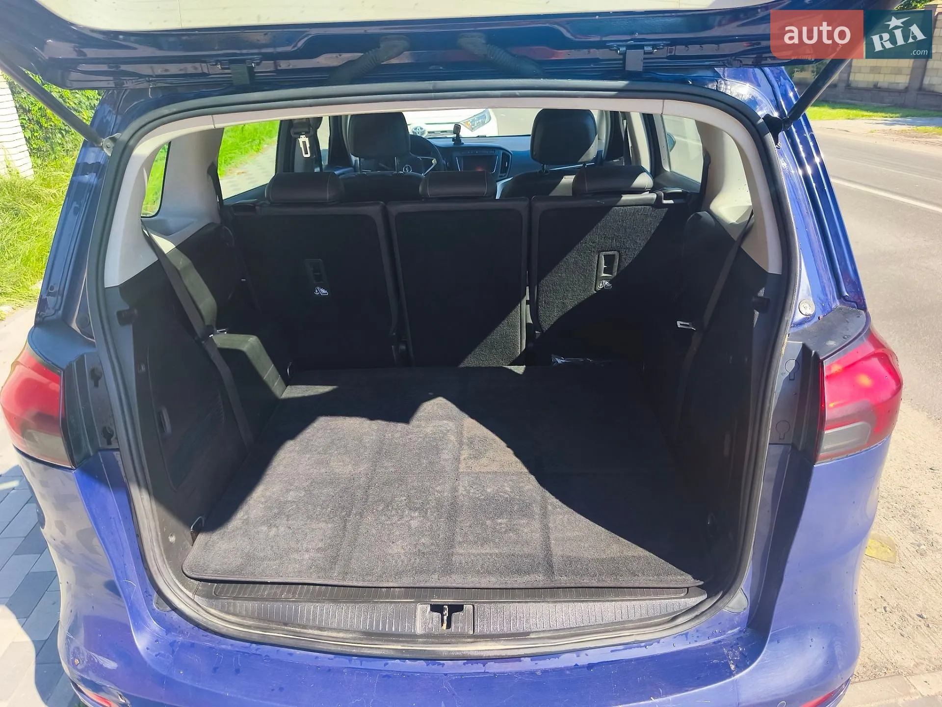 2017 Opel Zafira - мініатюра 12