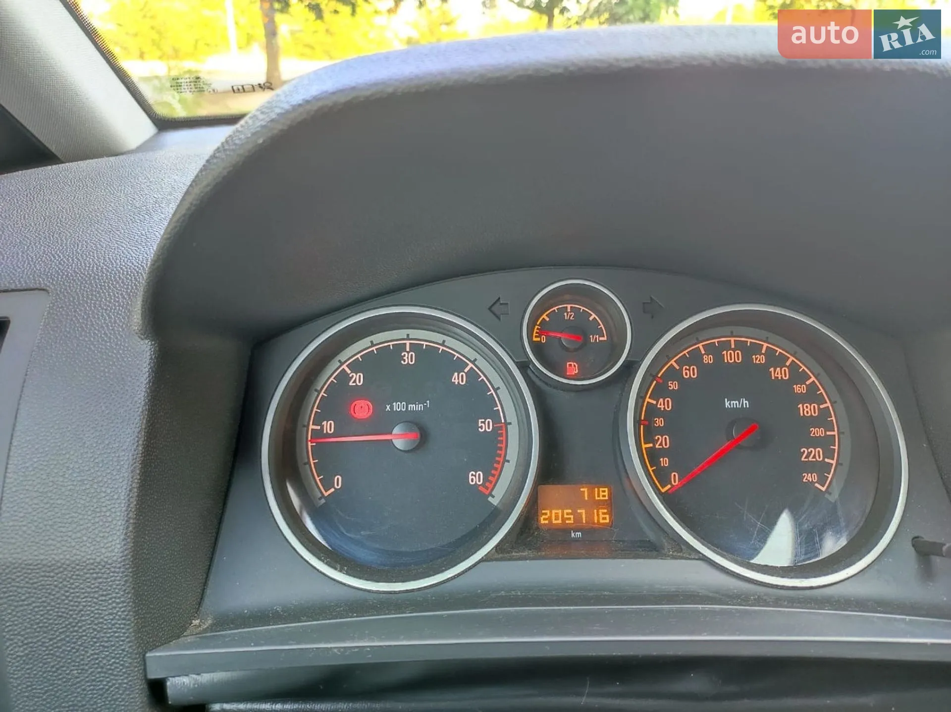 2011 Opel Zafira - мініатюра 13
