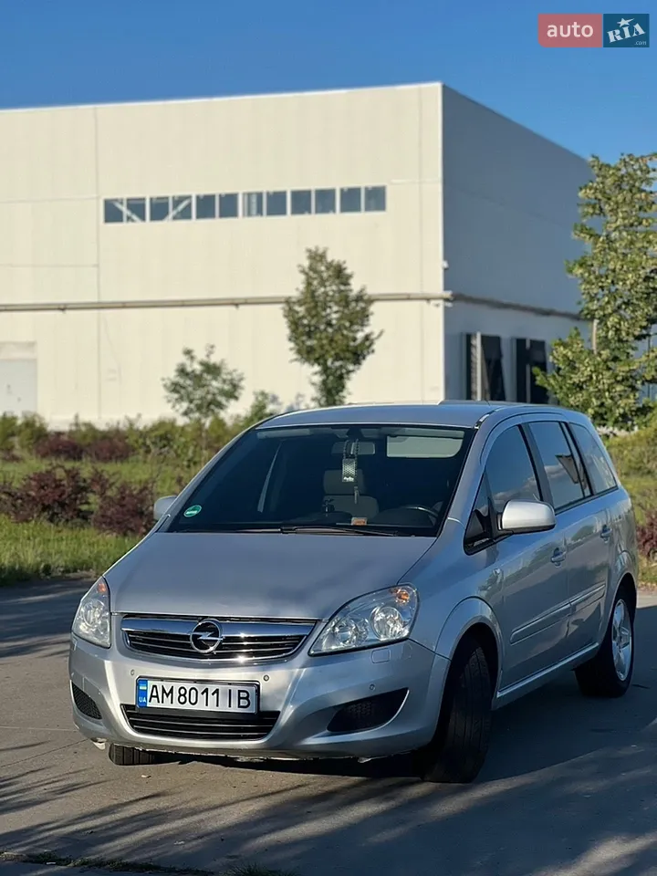 2010 Opel Zafira - мініатюра 22