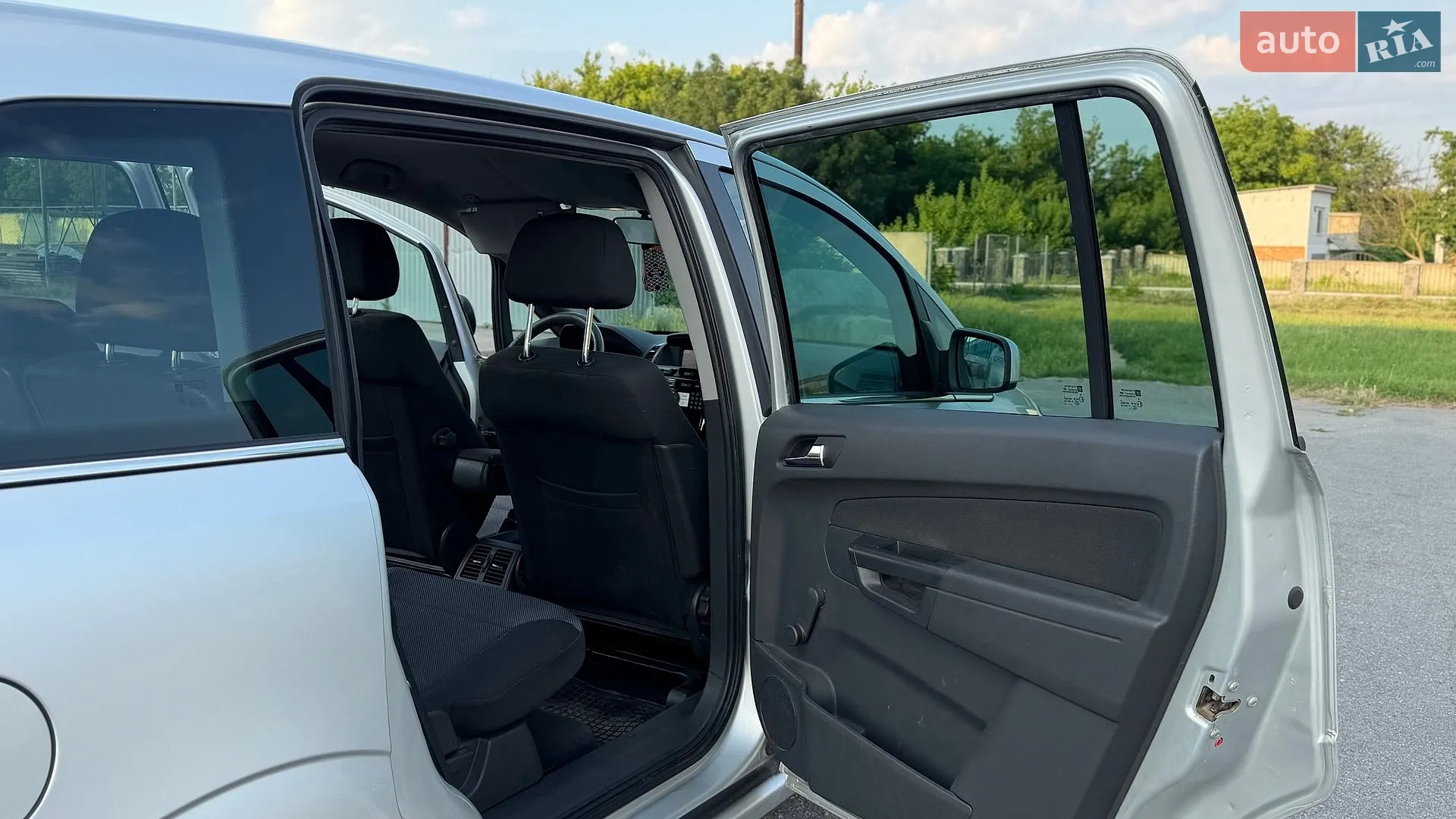 2010 Opel Zafira - мініатюра 9