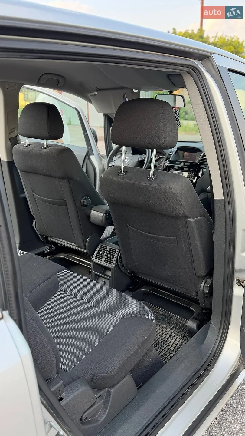 2010 Opel Zafira - мініатюра 10