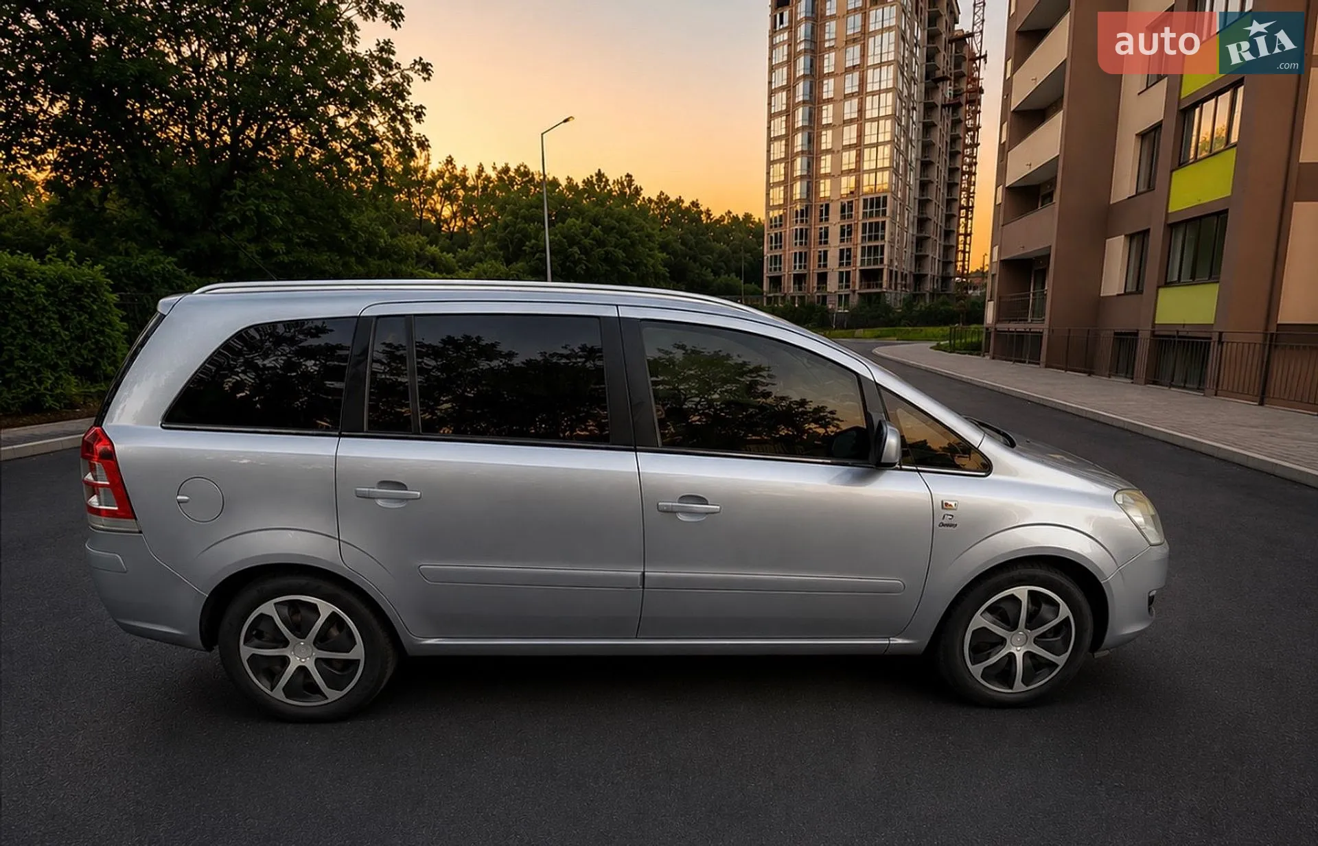 2010 Opel Zafira - мініатюра 9