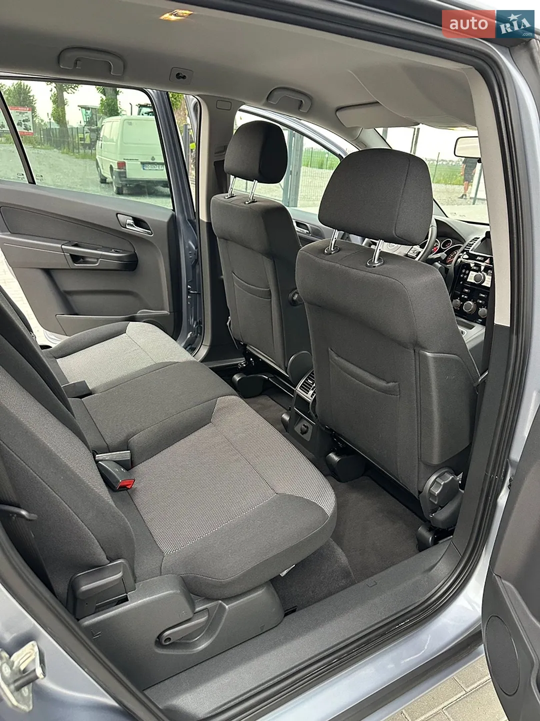 2010 Opel Zafira - мініатюра 31