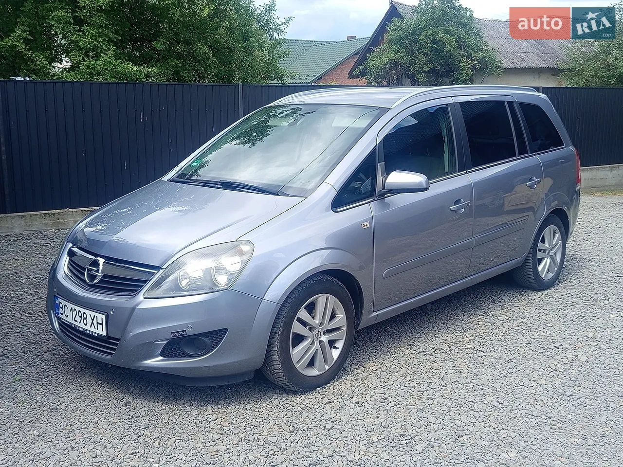 2010 Opel Zafira - мініатюра 12