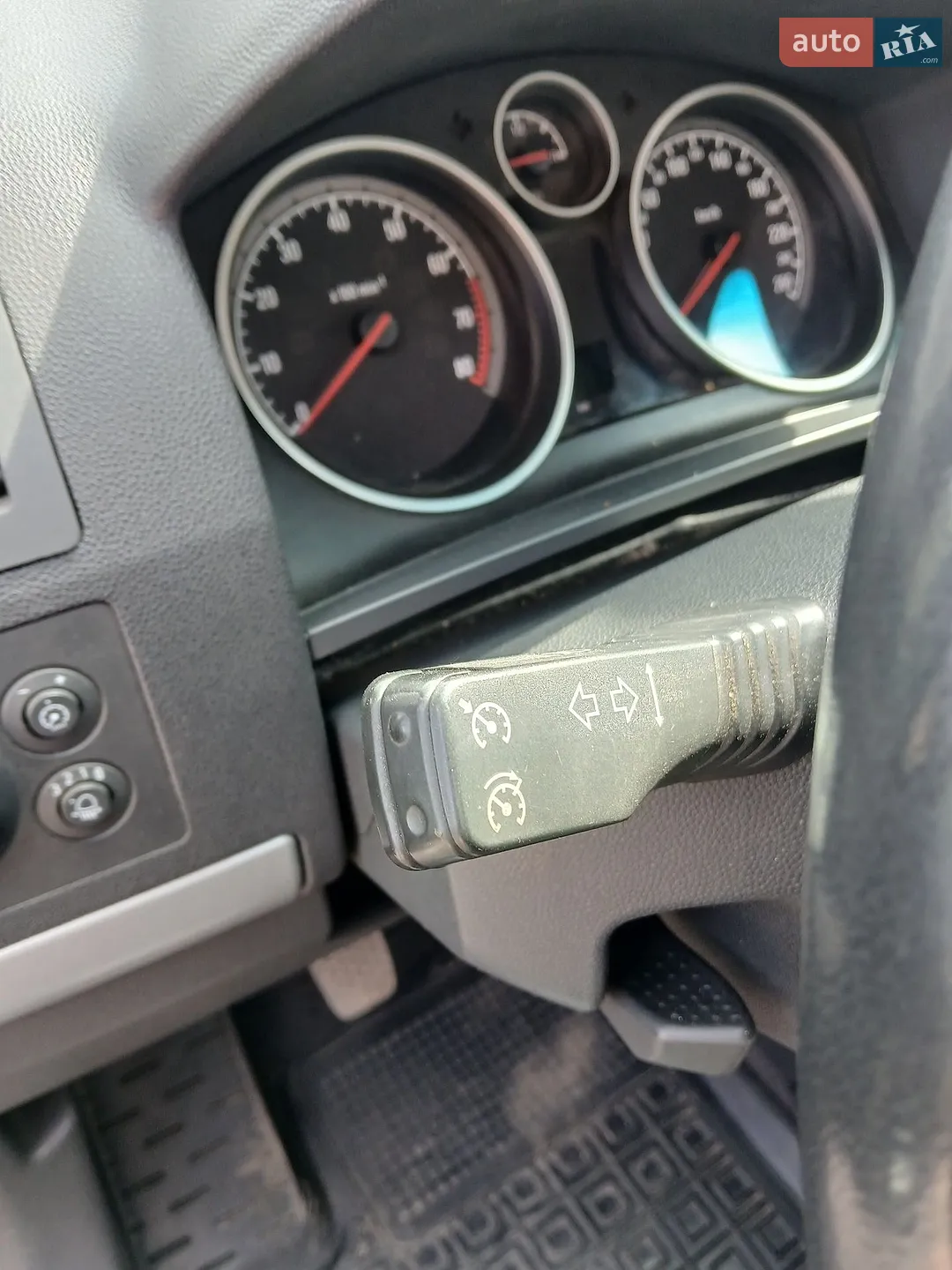 2010 Opel Zafira - мініатюра 10