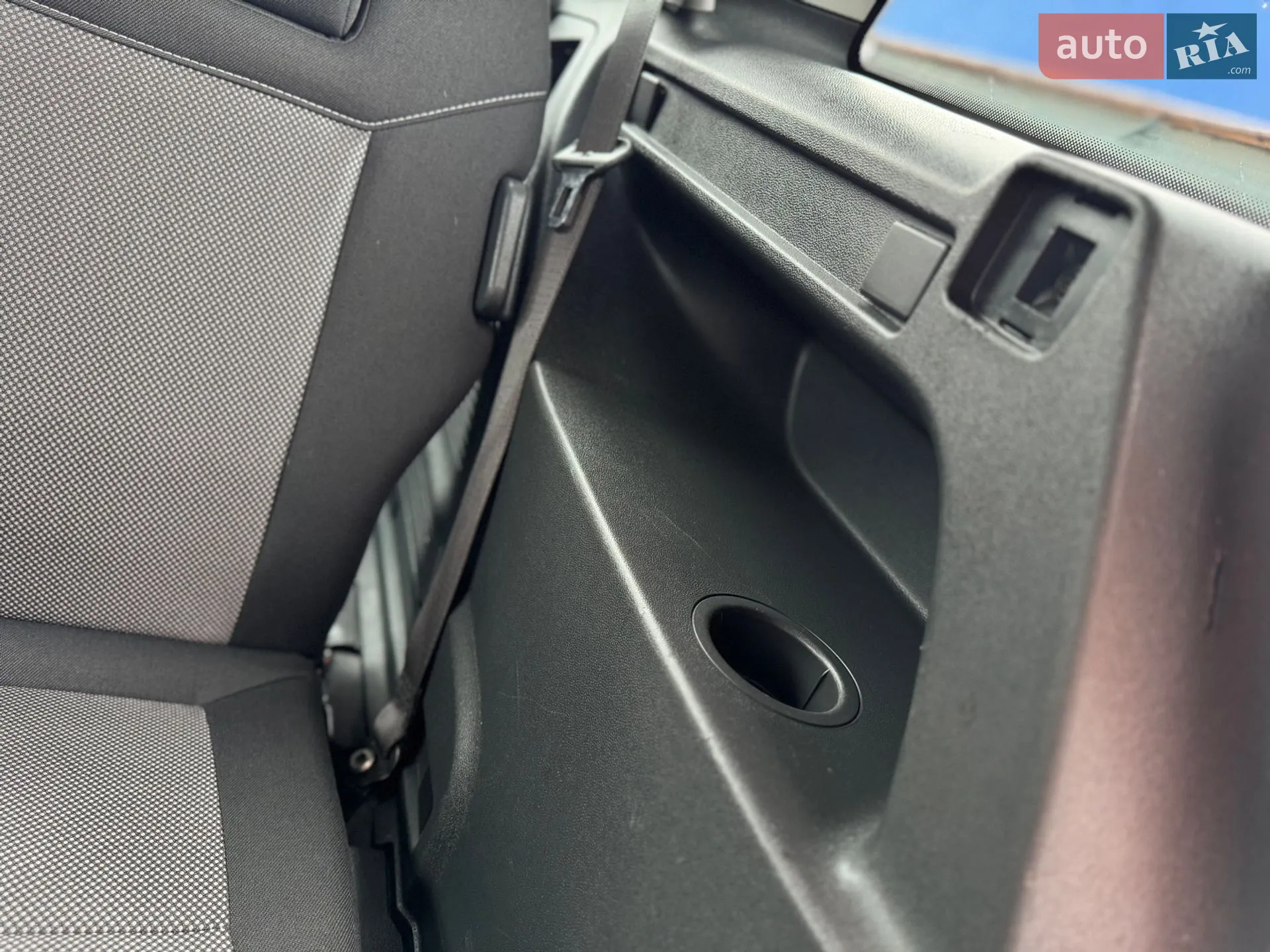 2011 Opel Zafira - мініатюра 76