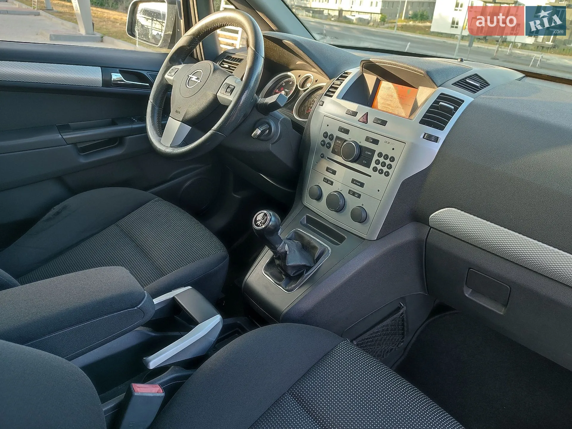 2011 Opel Zafira - мініатюра 28