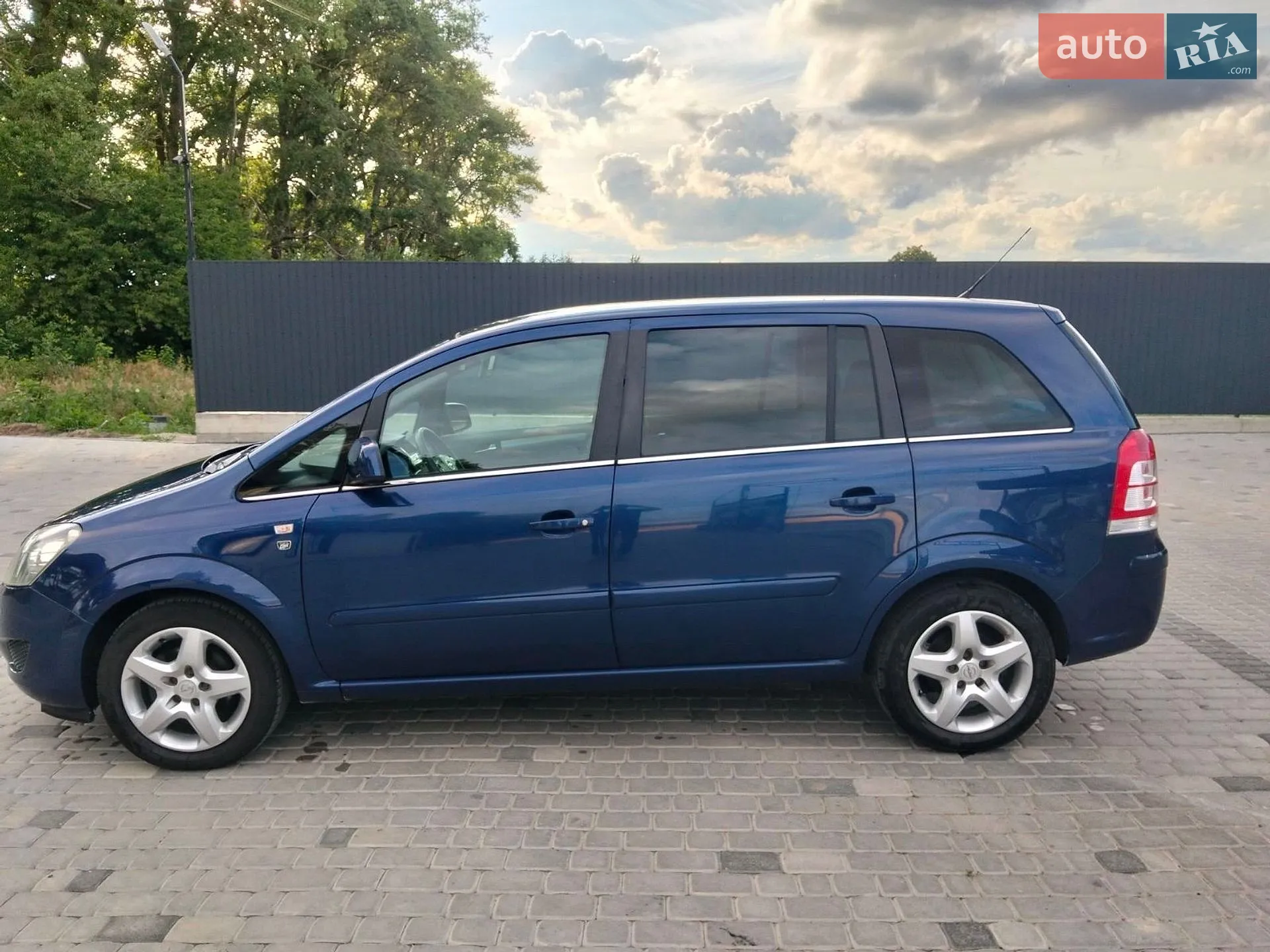 2010 Opel Zafira - мініатюра 6