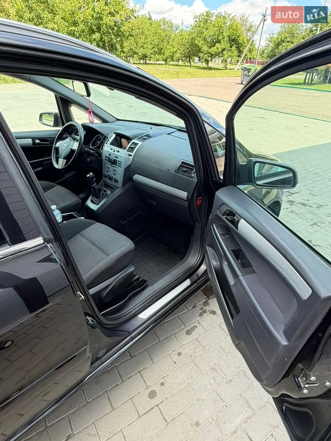 2011 Opel Zafira - мініатюра 11