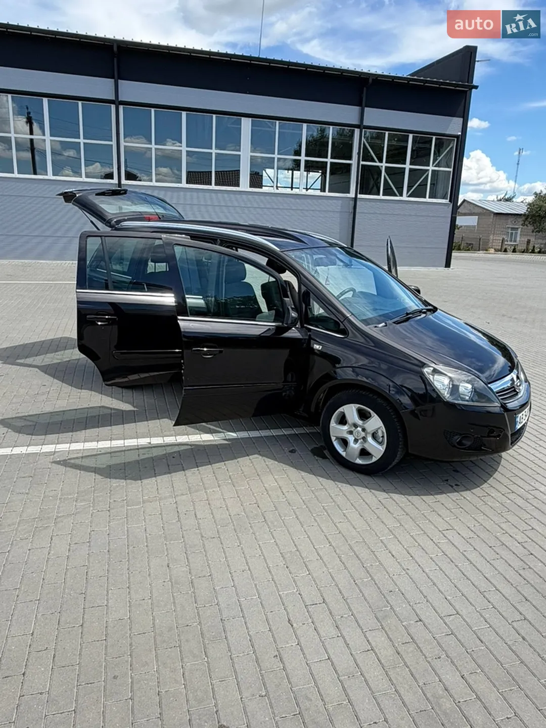 2011 Opel Zafira - мініатюра 26
