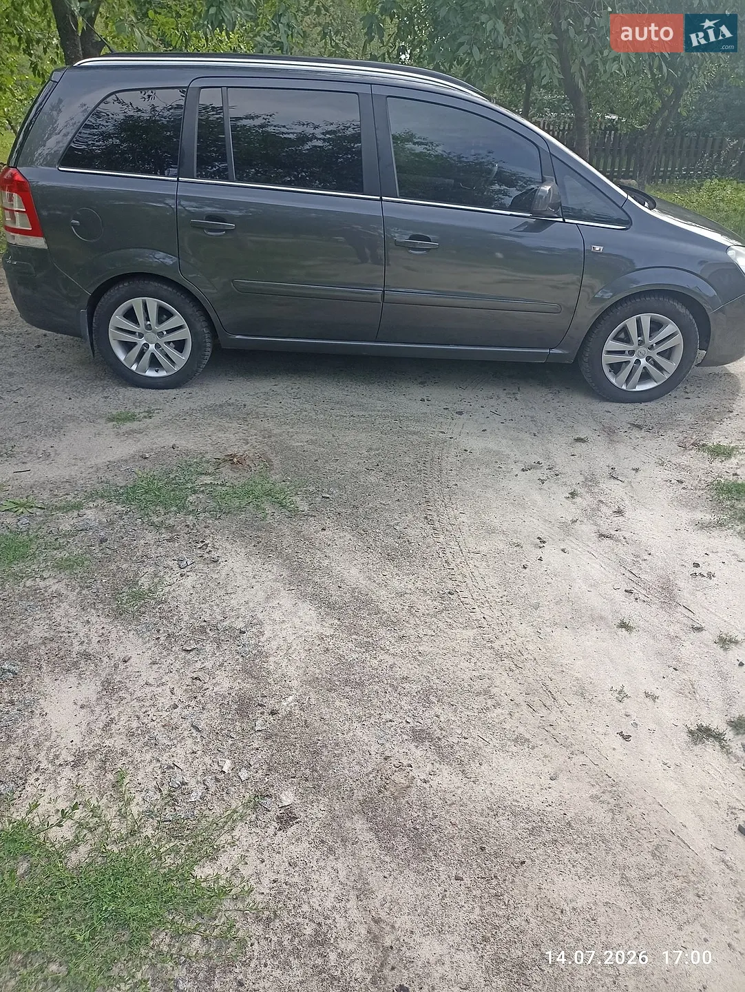 2011 Opel Zafira - фото 1