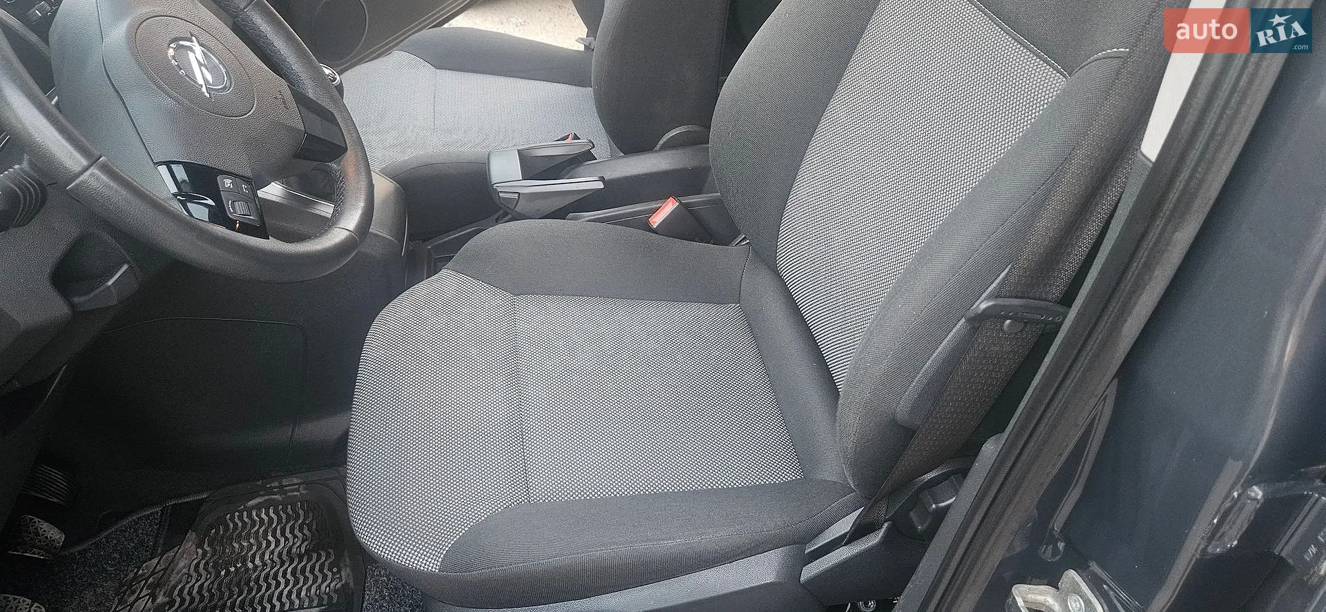 2014 Opel Zafira - мініатюра 32