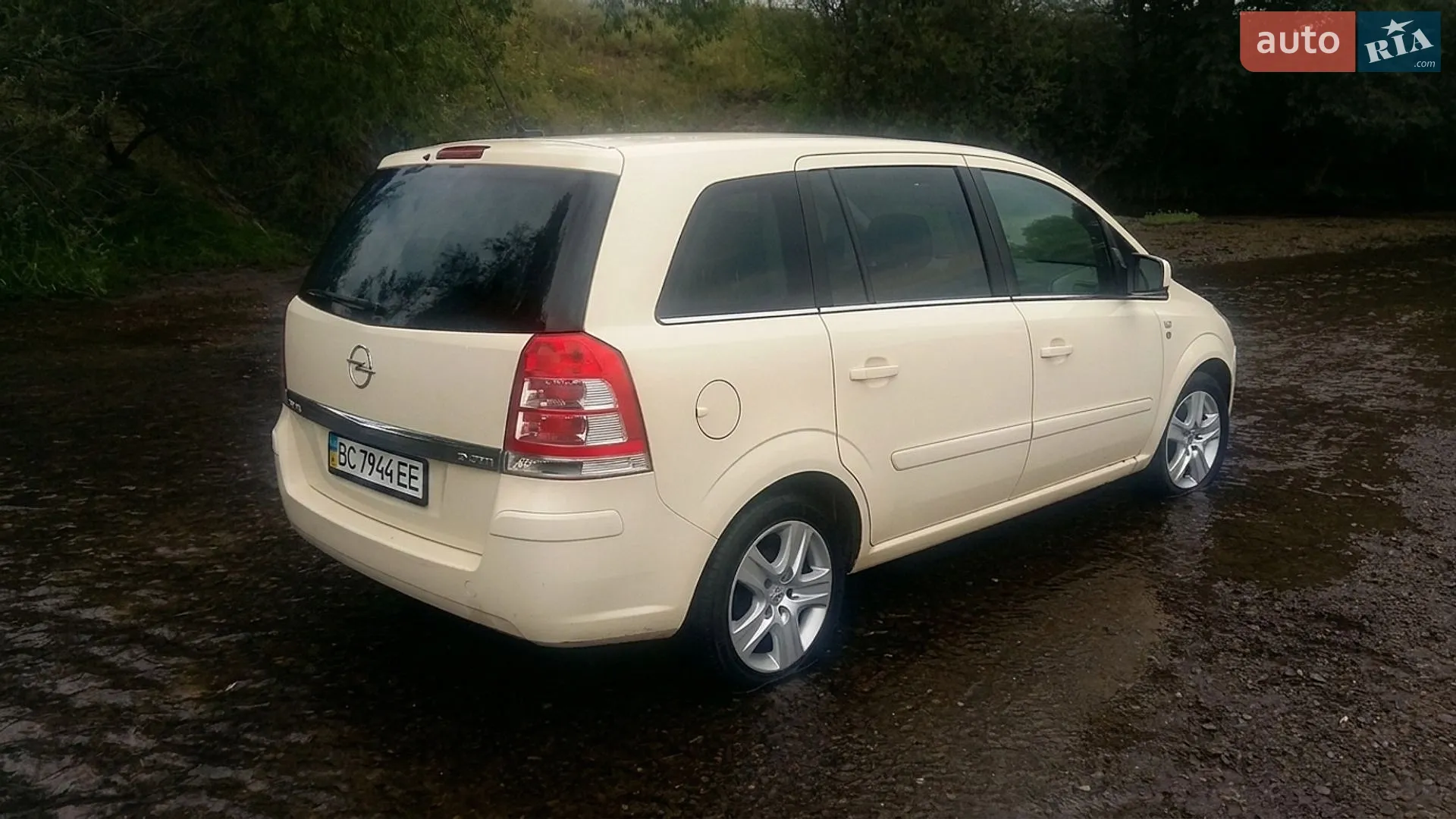 2010 Opel Zafira - мініатюра 2