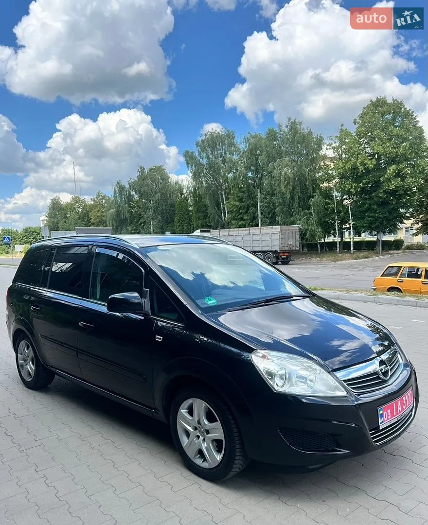 2010 Opel Zafira - мініатюра 2