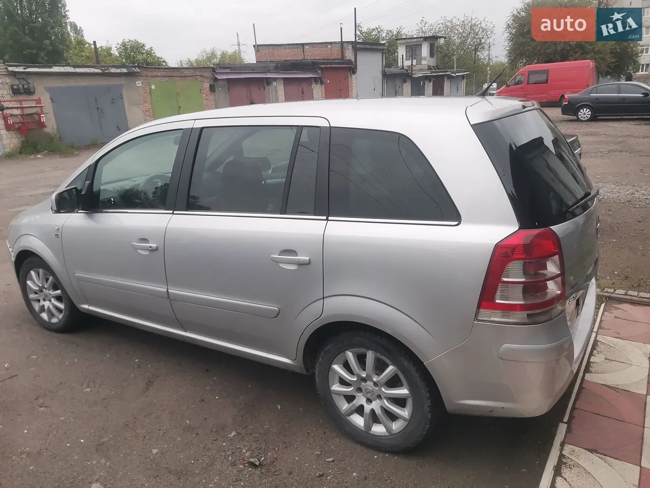 2011 Opel Zafira - мініатюра 24