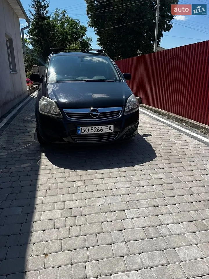 2010 Opel Zafira - мініатюра 26