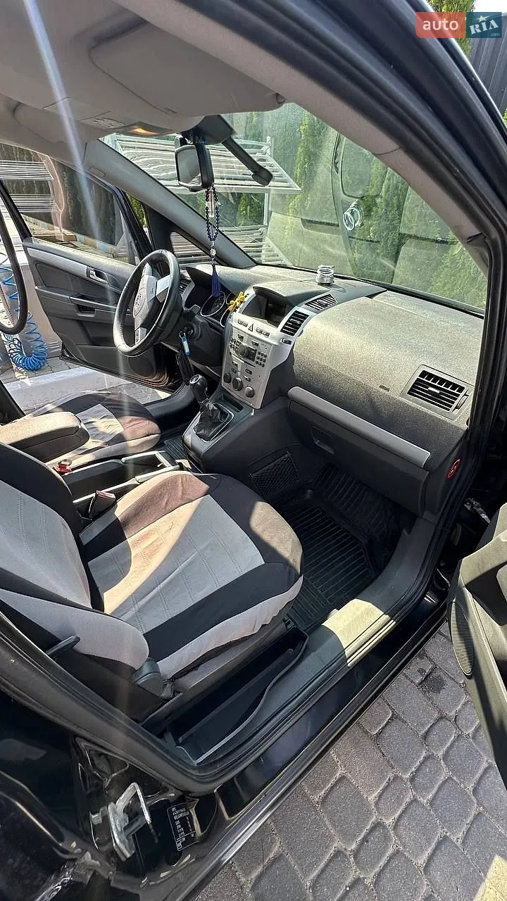 2010 Opel Zafira - мініатюра 12