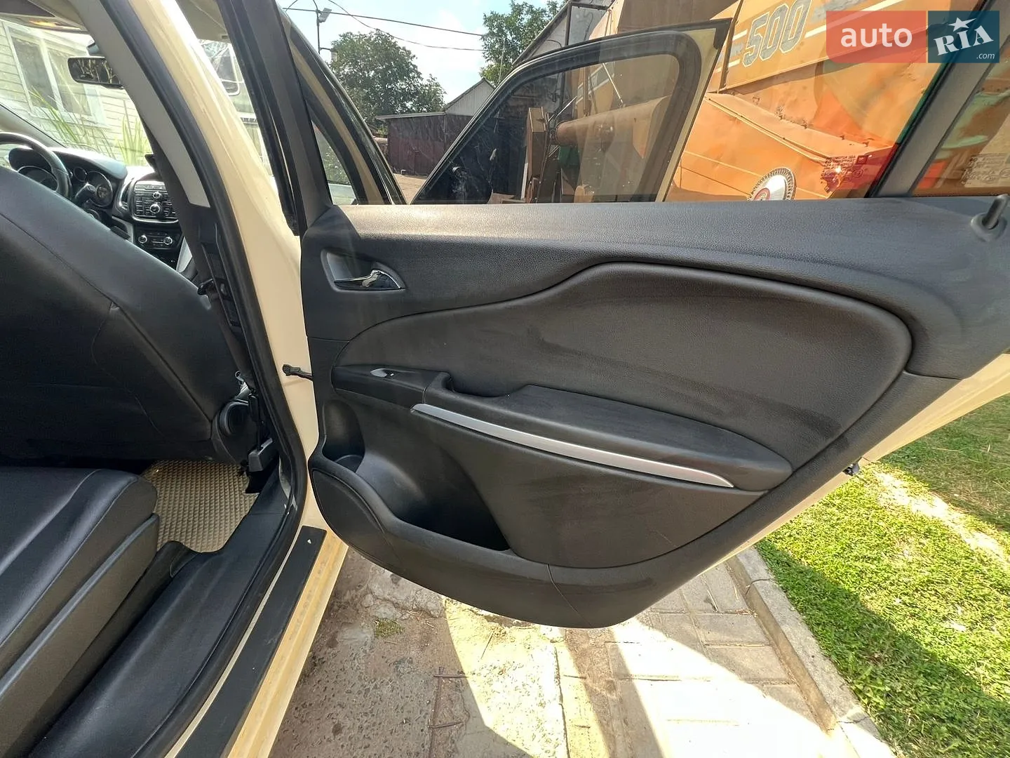 2014 Opel Zafira - мініатюра 20