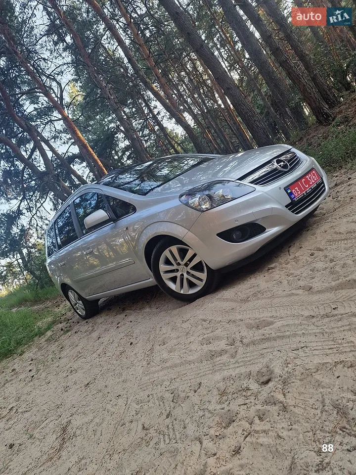 2010 Dacia Duster - мініатюра 133