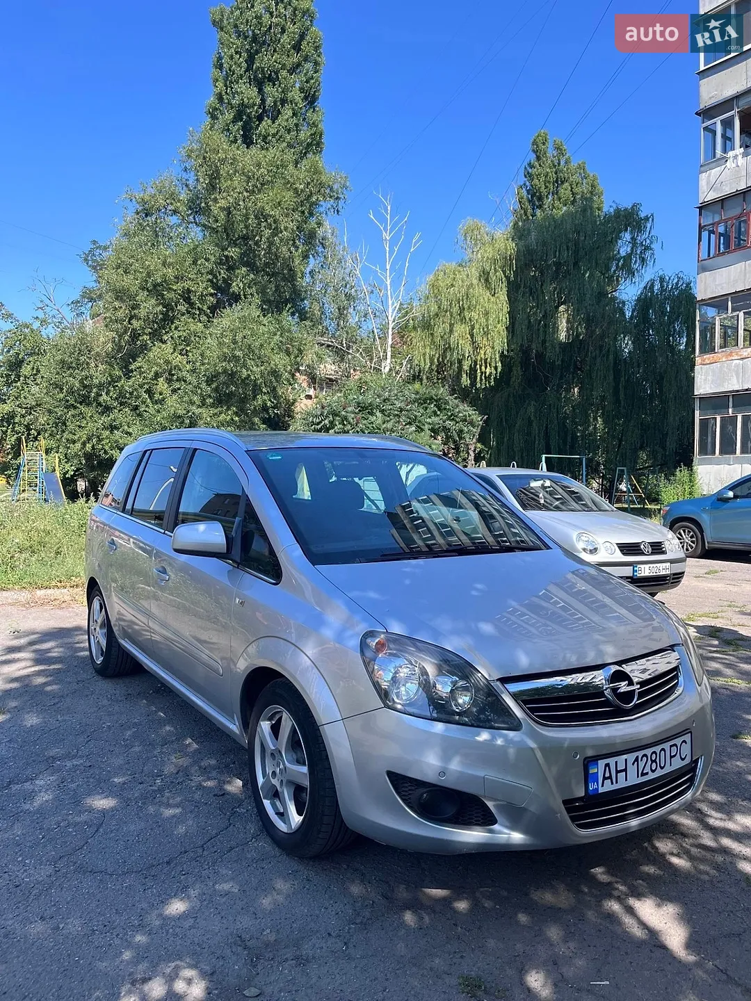 2011 Opel Zafira - фото 1