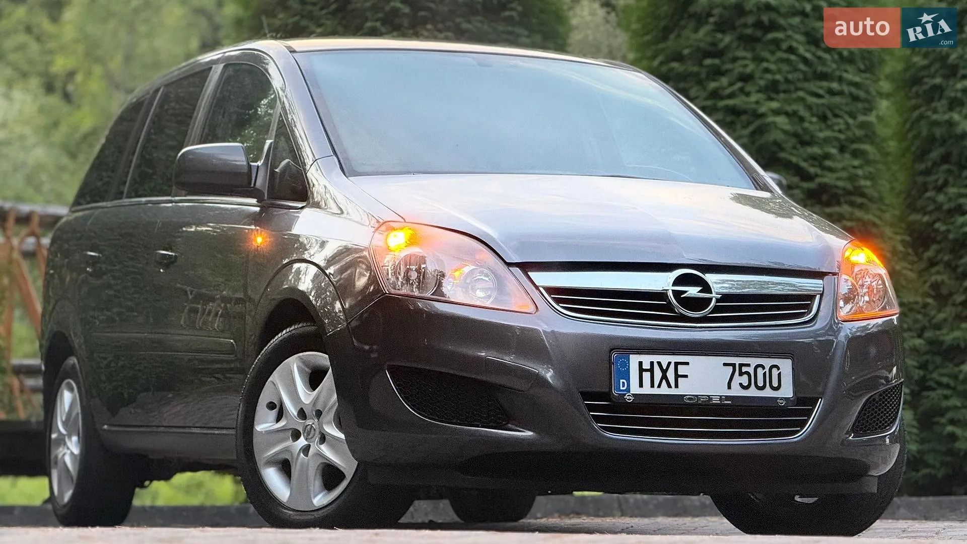 2010 Opel Zafira - фото 1