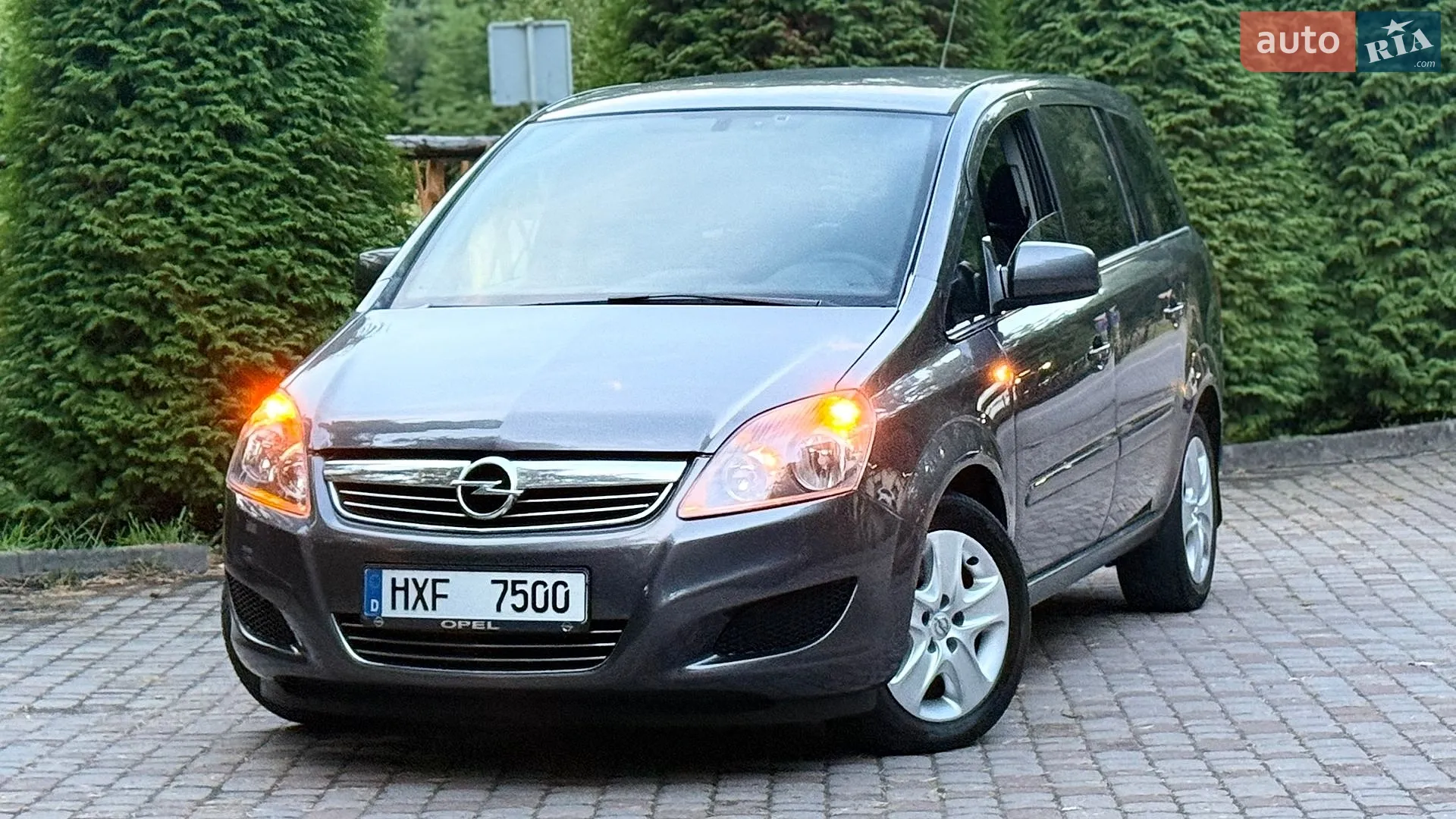 2010 Opel Zafira - мініатюра 10