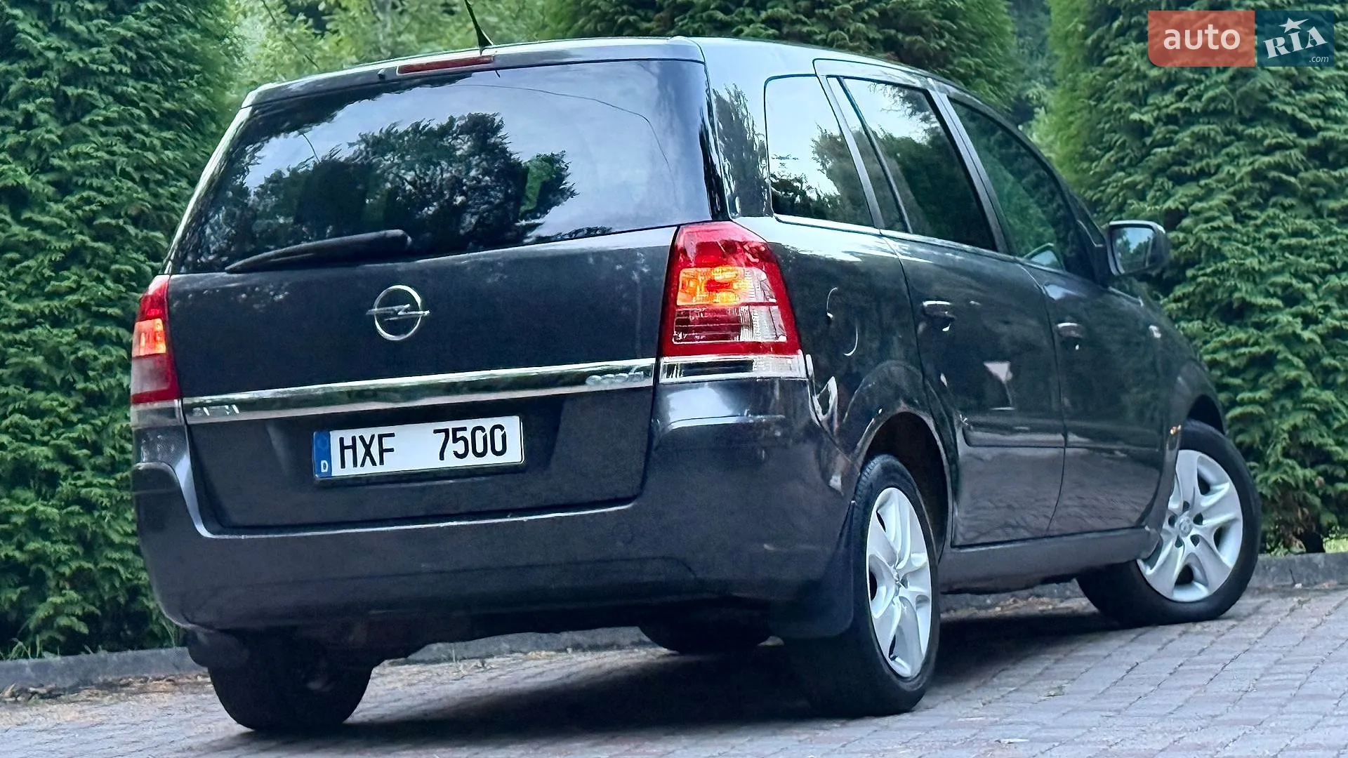 2010 Opel Zafira - мініатюра 18