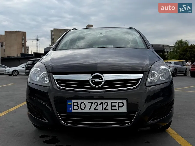 Opel Zafira 2014