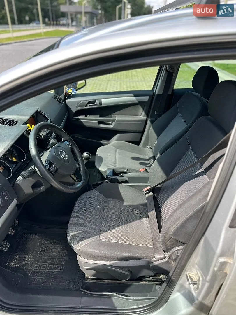 2011 Opel Zafira - мініатюра 27