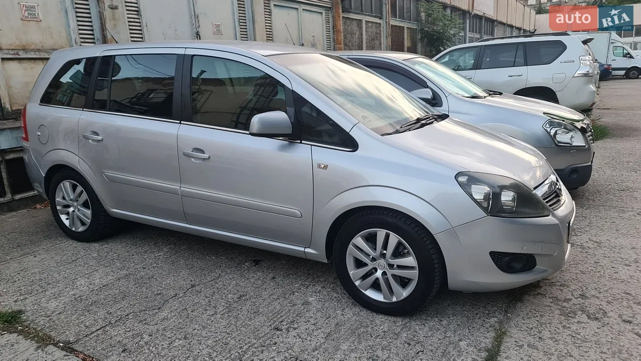 2010 Opel Zafira - мініатюра 25