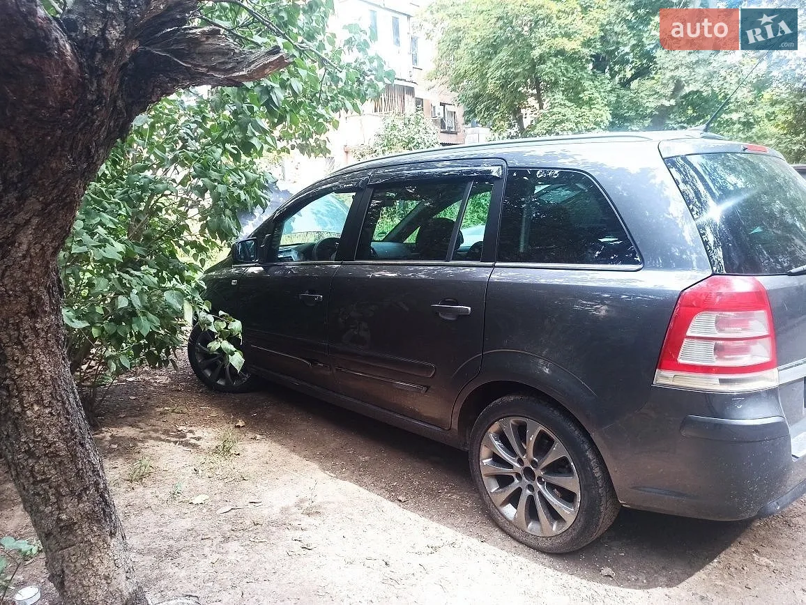 2011 Opel Zafira - мініатюра 12