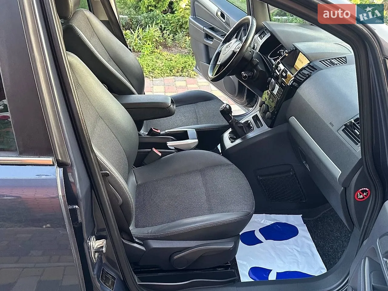 2011 Opel Zafira - мініатюра 20