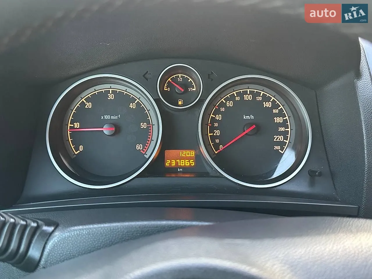 2011 Opel Zafira - мініатюра 17