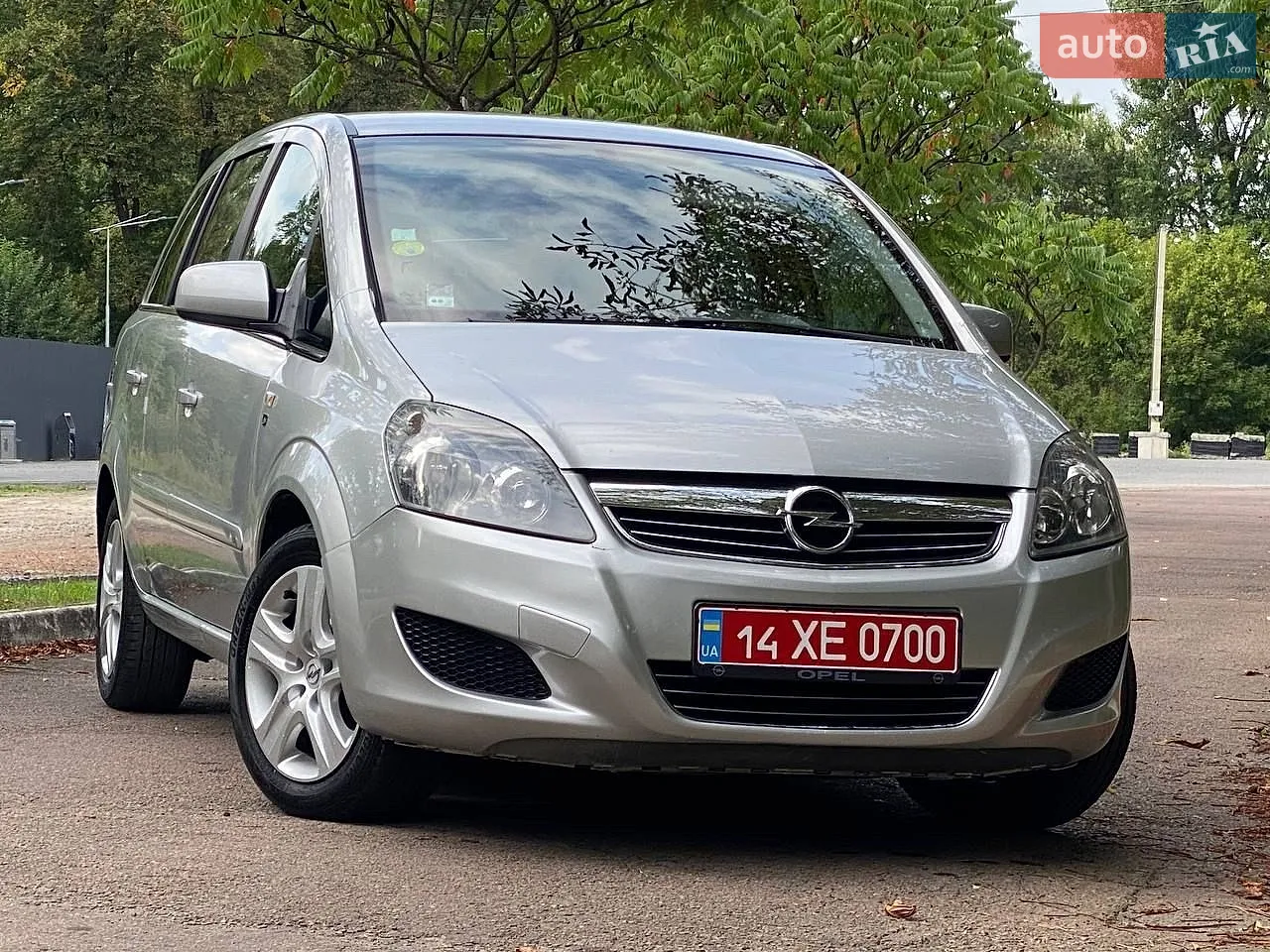2010 Opel Zafira - мініатюра 2