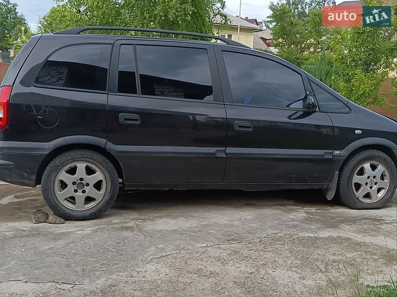 Opel Zafira 2002