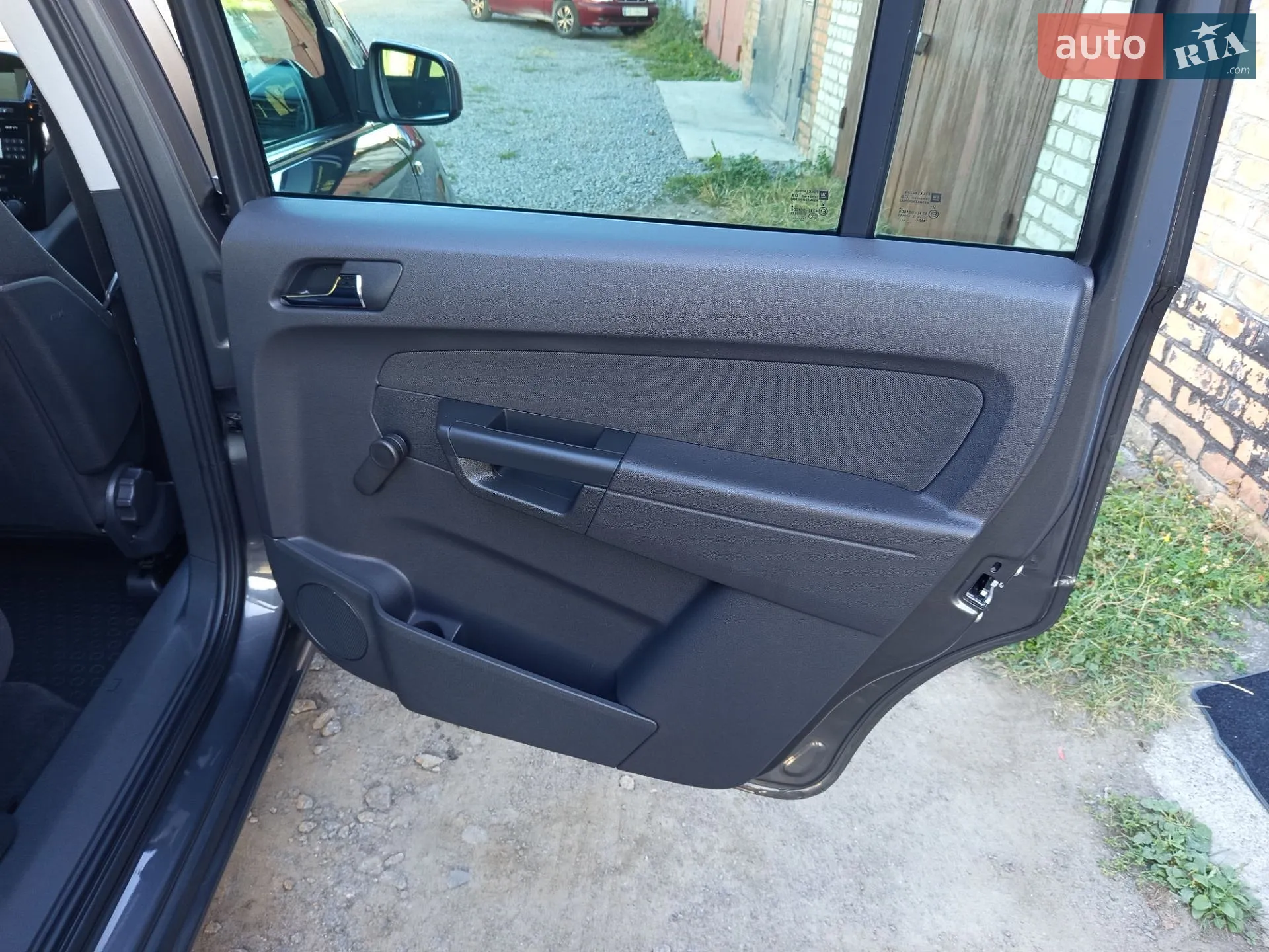 2011 Opel Zafira - мініатюра 22