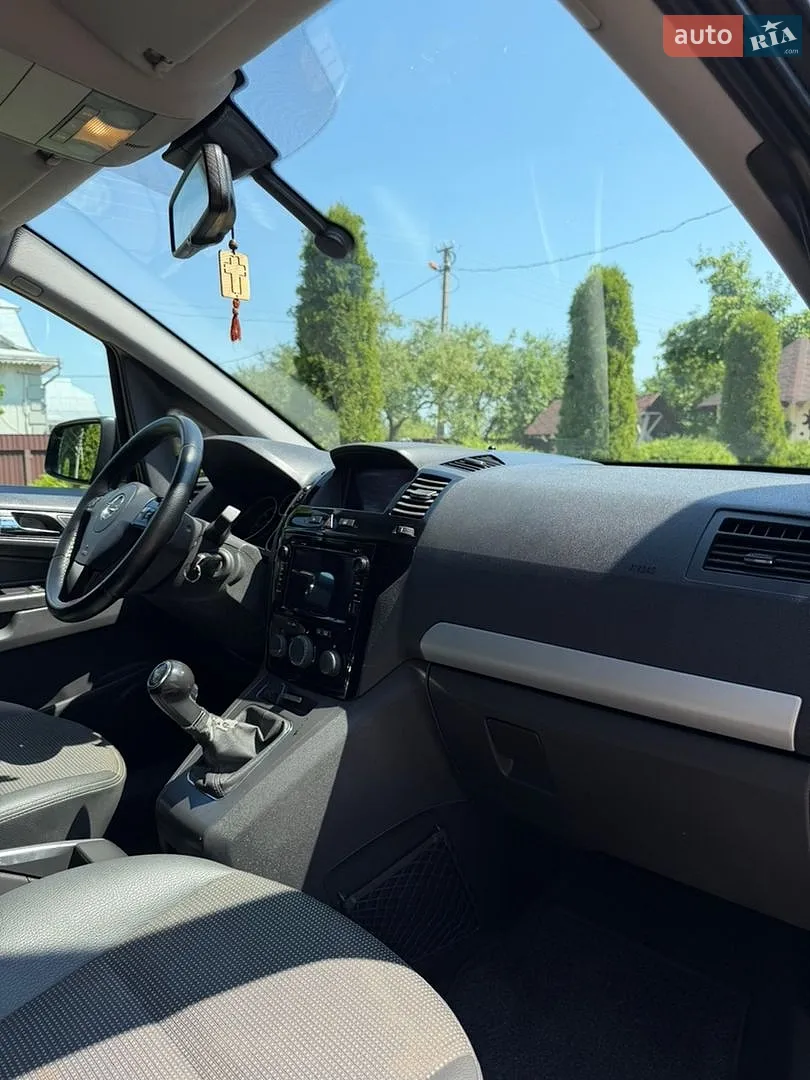 2010 Opel Zafira - мініатюра 17