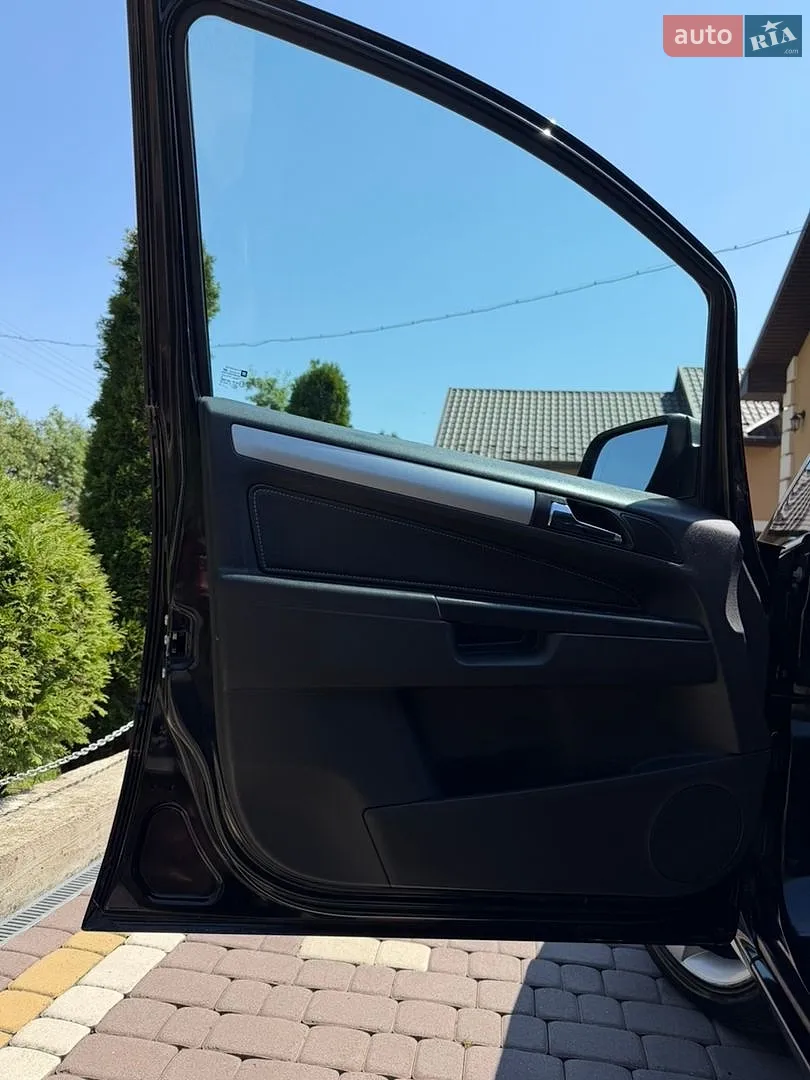 2010 Opel Zafira - мініатюра 26