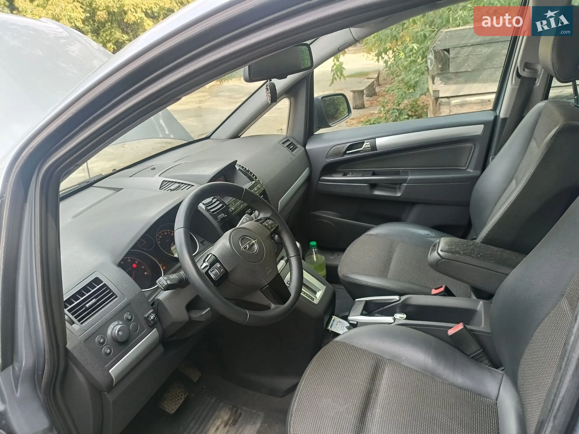 2010 Opel Zafira - мініатюра 10