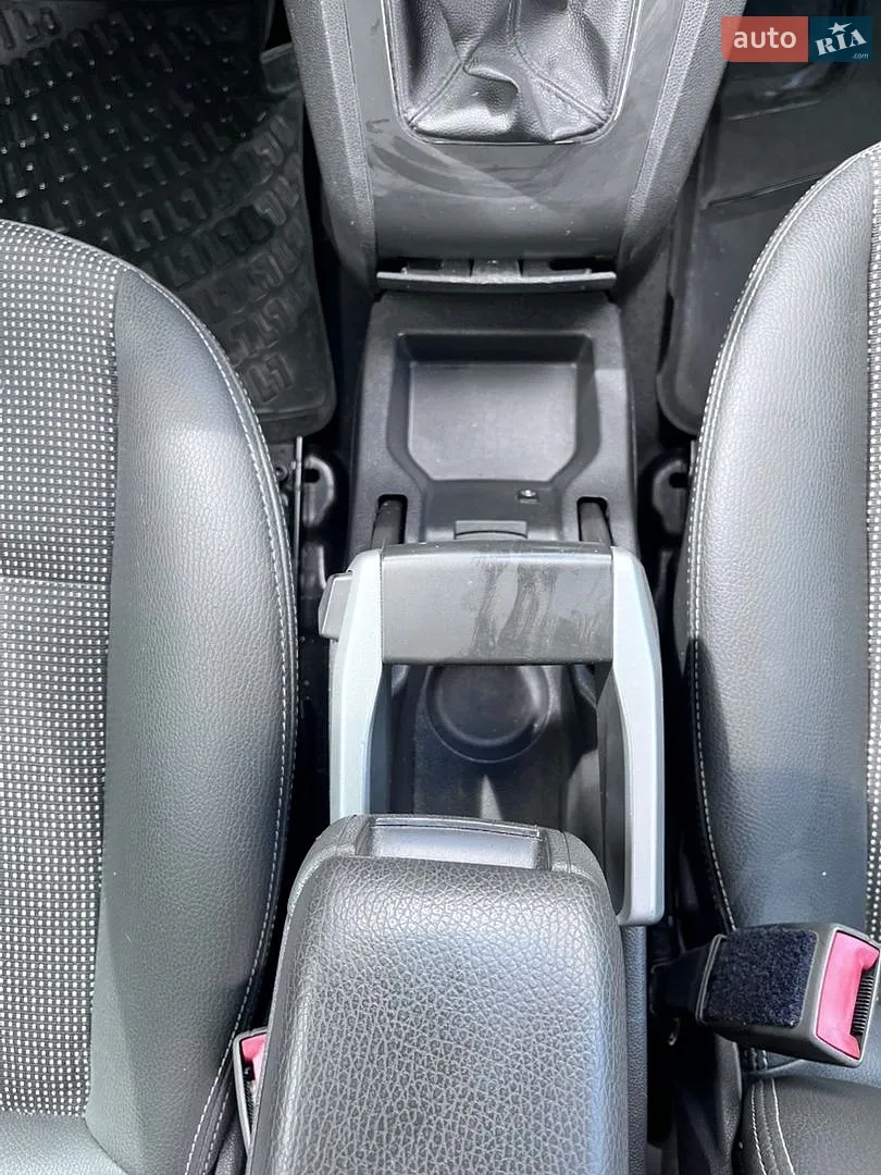 2010 Opel Zafira - мініатюра 33