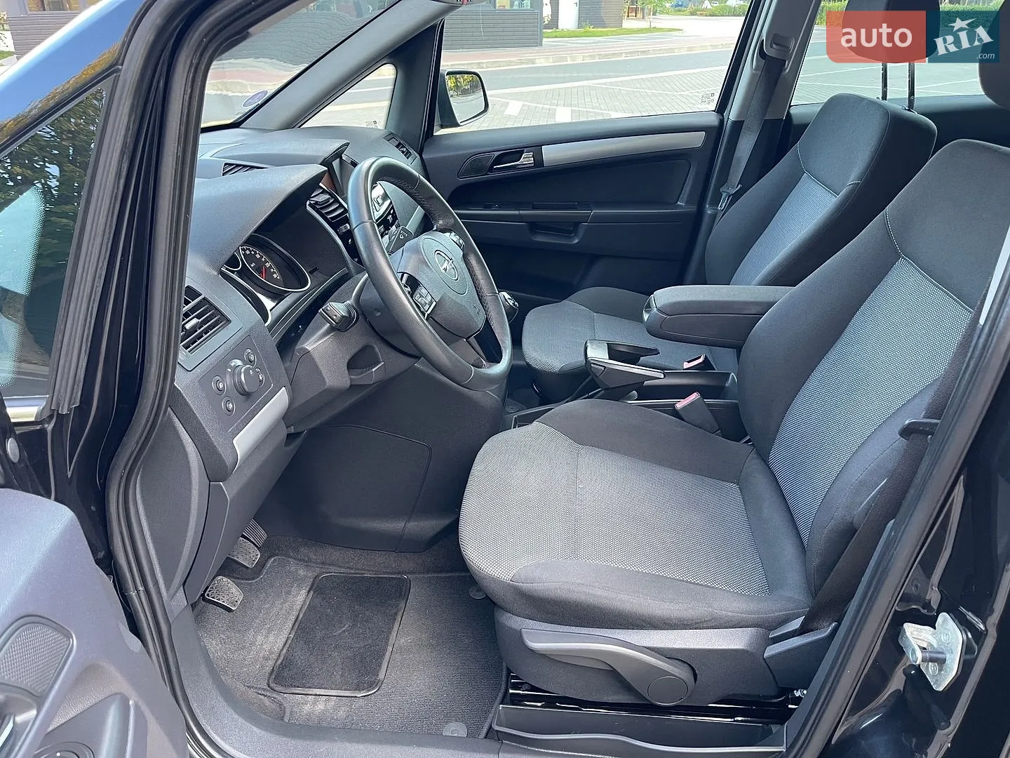 2011 Opel Zafira - мініатюра 18
