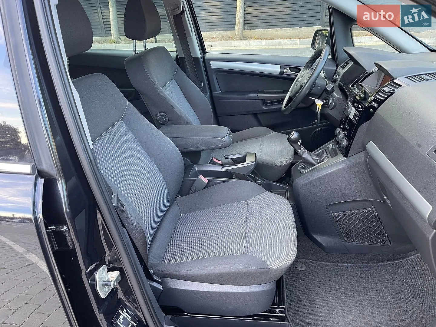 2011 Opel Zafira - мініатюра 32