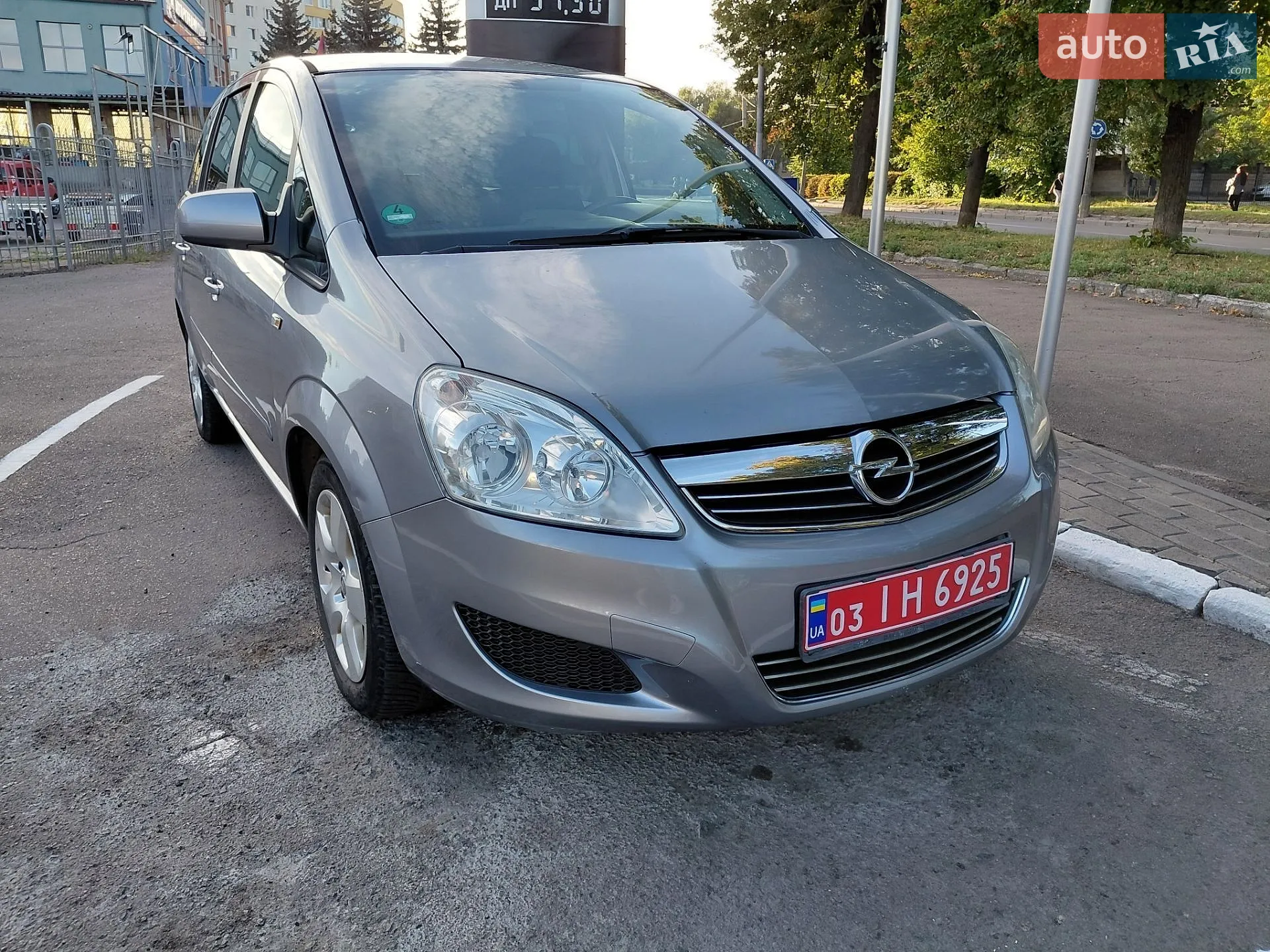 2010 Opel Zafira - мініатюра 8