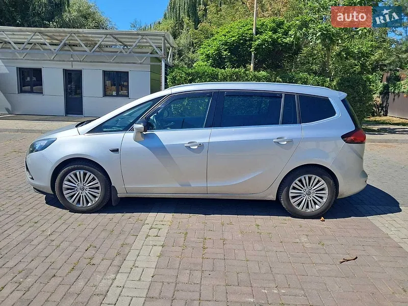 Opel Zafira