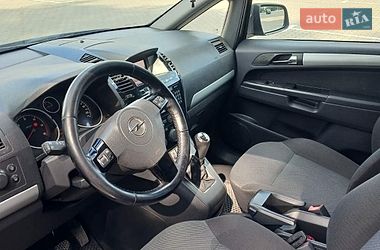 Мінівен Opel Zafira 2011 в Тернополі